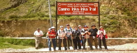 Empezando el camino Inca con Mosoq Huayra Travel