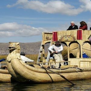 Islas flotantes de los Uros